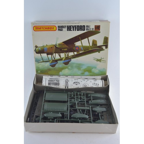 595 - Matchbox Spitfire Mk-22/24 1:32 scale (boxed complete but build started) Matchbox Handley Page ... 