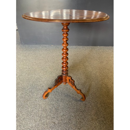 518B - Round pedestal bobbin legged table with inlayed leaf design D55cm x H 76cm