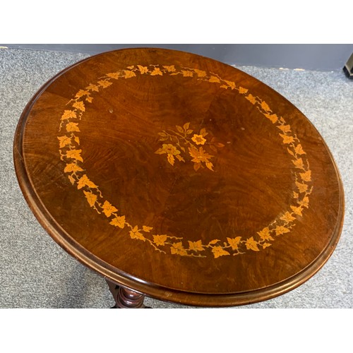 518B - Round pedestal bobbin legged table with inlayed leaf design D55cm x H 76cm