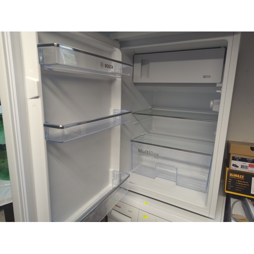 337A - Bosch under counter fridge with freezer compartment