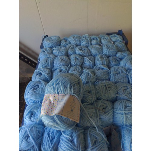 301 - 2 trays of blue yarn (25g balls) Approx. 100 balls