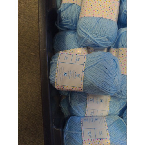 304 - 4 trays of blue yarn (25g balls) Approx. 200 balls