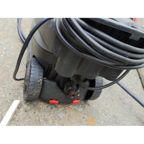 129 - Small Parkside phd100 D2 pressure washer 