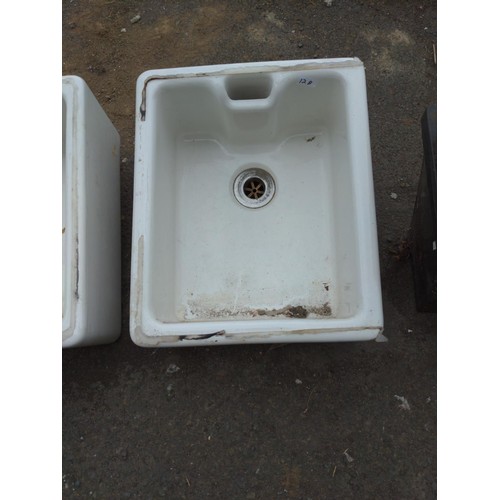 12B - Small Belfast sink with plug hole