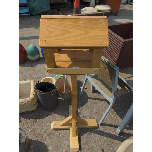 51 - Wooden bird feeder/table on stand H123cm