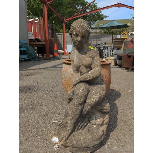 71 - Concrete female statue sitting H60cm 