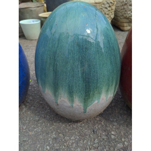 78 - 4x glazed terracotta egg shaped ornaments tallest H36cm 