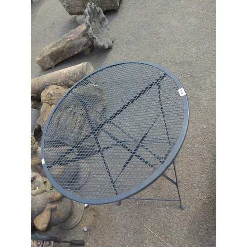 82A - Metal modern foldup garden table 