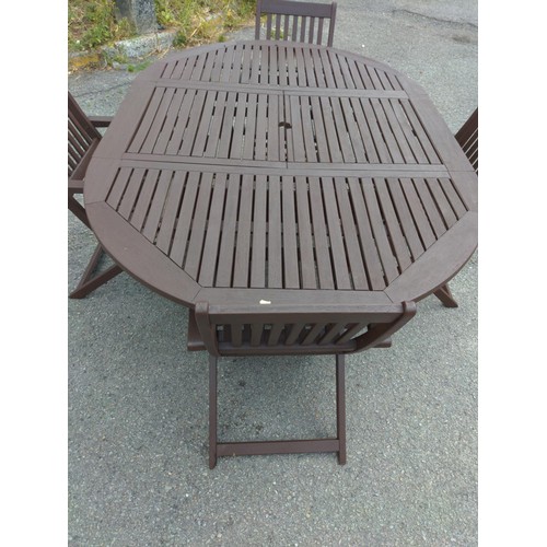 169 - Teak garden table with 4 chairs 