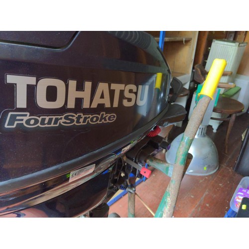 195A - Tohatsu 4 stroke outboard motor 3BH (MFS15C) Rated power 11kw, there is a fuel can, some tohatsu too... 