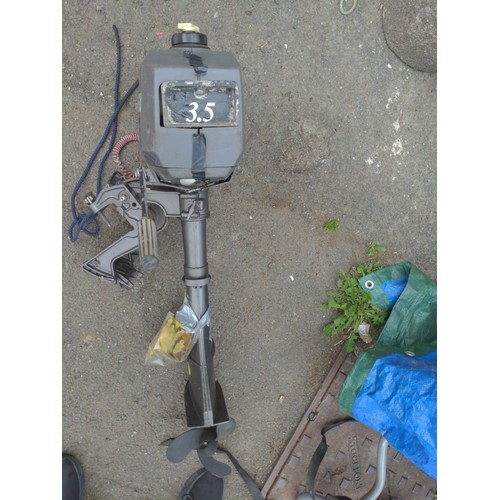 195 - Tohatsu Outboard motor 3.5hp + small toolkit. A/F for spares/repairs