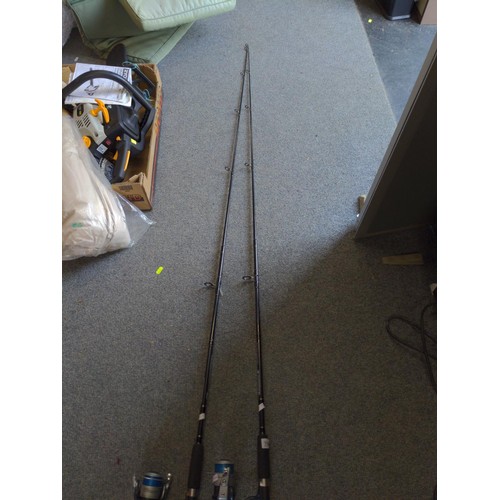 290 - 2 x Ron Thompson evo concept spin 210 composite spinning rods 7ft + 2 x Vigor RD 40 Reels & line