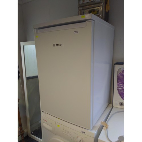 337A - Bosch under counter fridge with freezer compartment