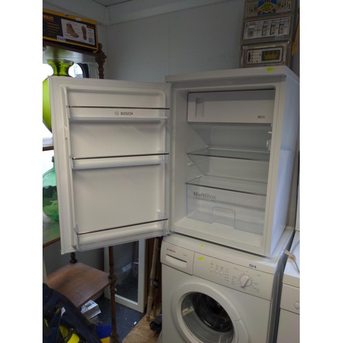 337A - Bosch under counter fridge with freezer compartment