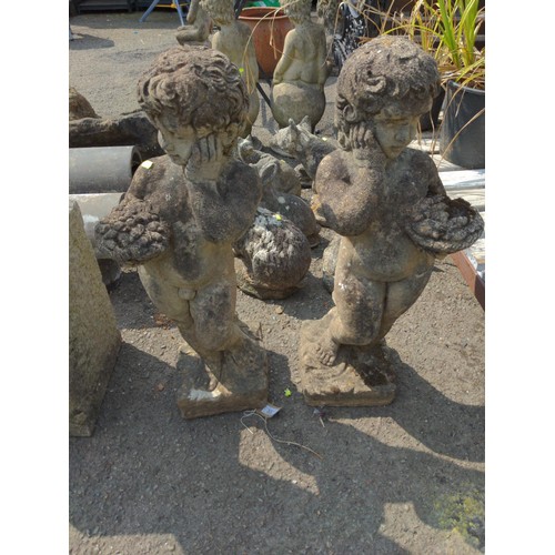 35 - Pair of concrete statues H71cm 