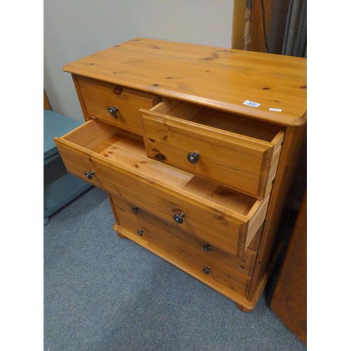 431 - Pine 2 over 4 chest of drawers. W85cm H41cm H96cm