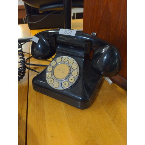 651 - Modern black Bush telephone in vintage style with push button operation.