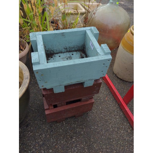 106 - 3 x small wooden planters 29cm x 22cm x 18cm