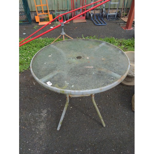 126 - Glazed topped garden table