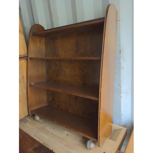 161 - Bookshelf on castors L77 x D22 x H92cm