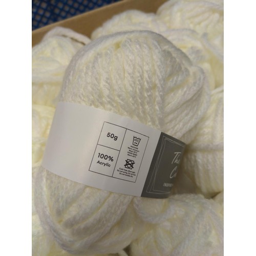 222 - 34 white 50g yarn balls 