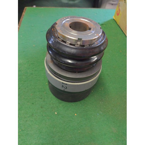 259 - Quantity of small and larger Breather filters Part number LBGHPM + Voith torque limiter +other items... 