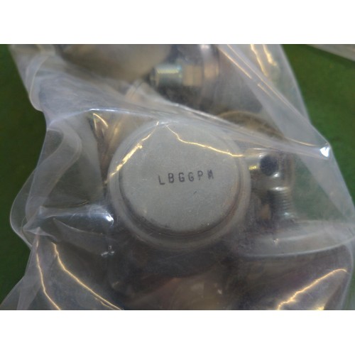 259 - Quantity of small and larger Breather filters Part number LBGHPM + Voith torque limiter +other items... 