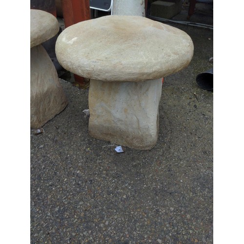 63 - concrete staddle stone D46cm x H42cm