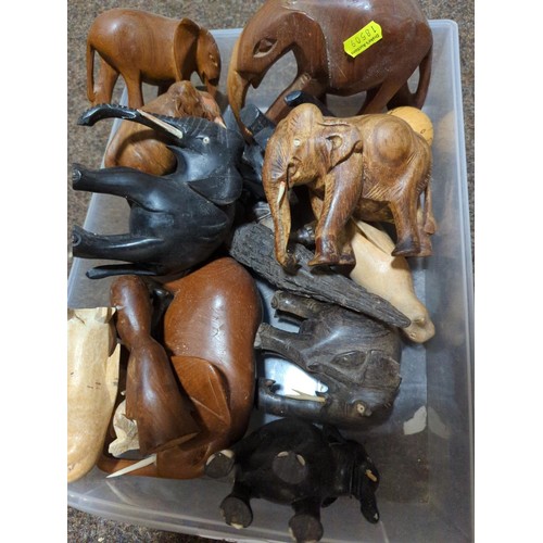 474 - Quantity of carved wooden animals etc.