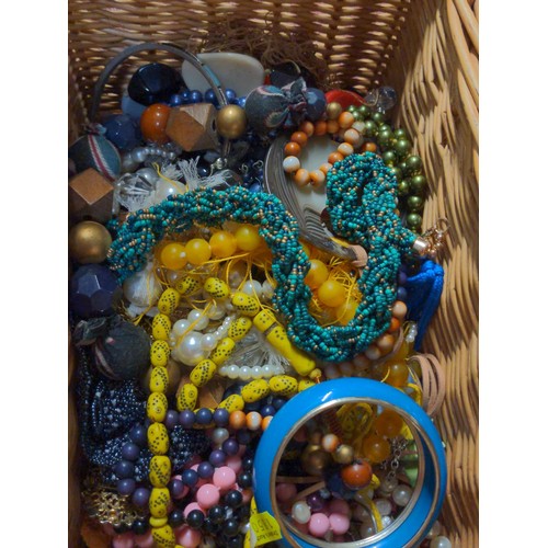 611 - Basket of costume jewellery