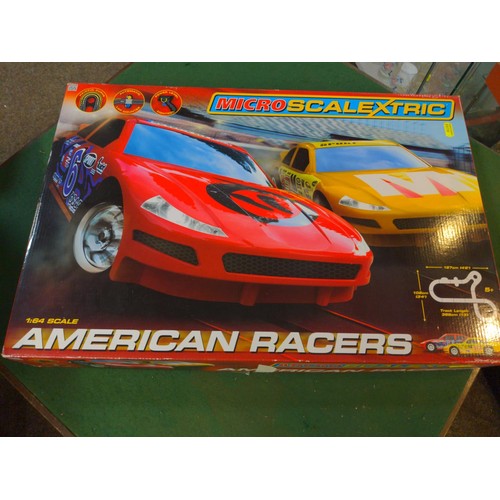 671 - Micro Scalextric American Racers, scale 1:64, track & controllers but no cars