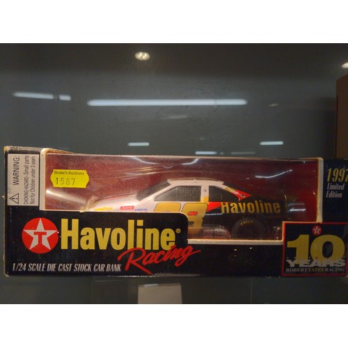 672 - 1:24 scale diecast Stock Car Bank ; Havoline 1997 ltd edn