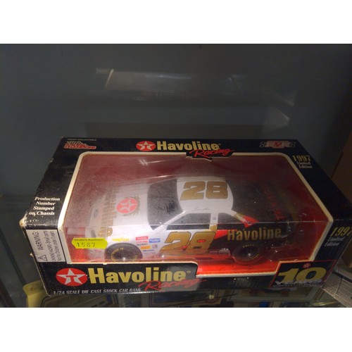 672 - 1:24 scale diecast Stock Car Bank ; Havoline 1997 ltd edn