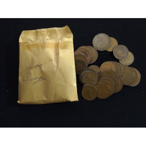 530 - Tub of British and world coins, together with two banknotes, gross weight including tub 1.89kg