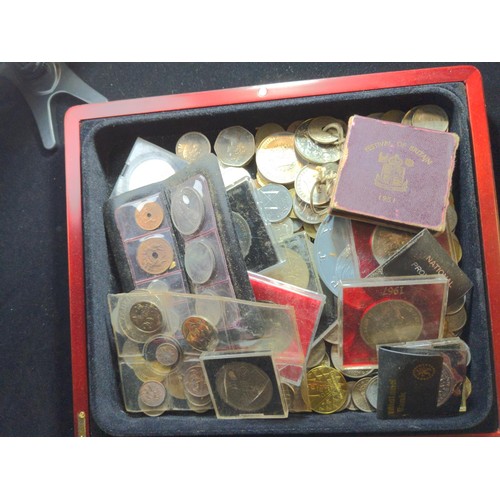 531 - Red box of mixed British and world coins, gross weight including box 3.25kg