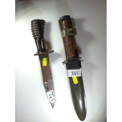 543 - US M3 fighting knife with a M8A1 scabbard, together with a bayonet with blade numbered 86 0840