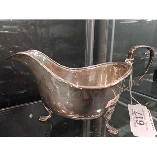 617 - Silver sauce boat, Walker & Hall, Sheffield 1960, 16cm length, 120 grams