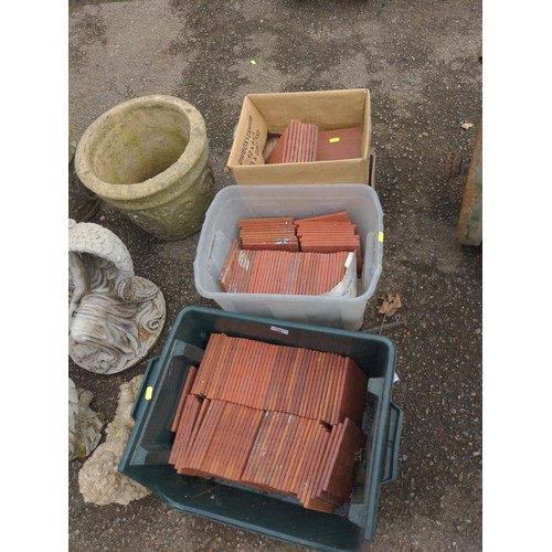 74 - Approx 196 of terracotta tiles 15x15 cms, 4.4 sq metres