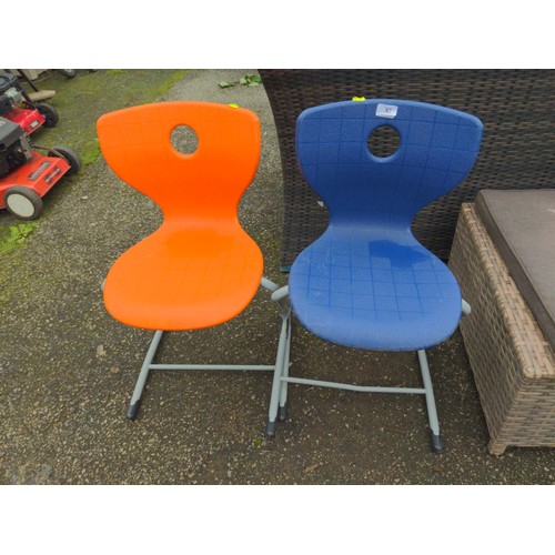 87 - Verner Pantan designed modern plastic chairs, one blue and one orange, thought to be 1970's.