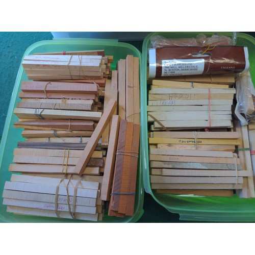 267 - Large quantity of bobbin blanks, for wood turning (small models etc.) in various types of wood inc. ... 