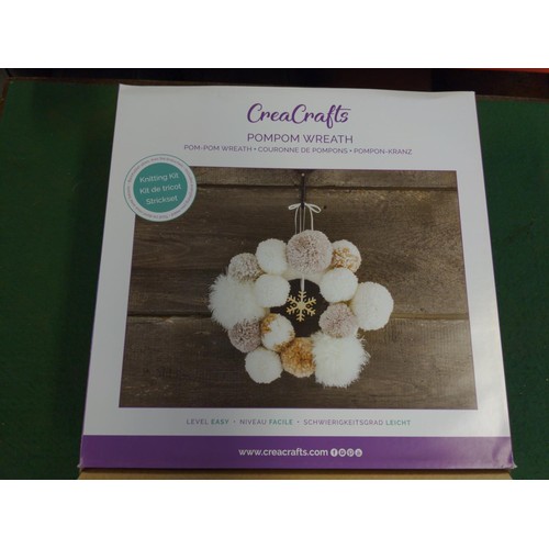 273 - Crea Crafts Pompom wreath set boxed