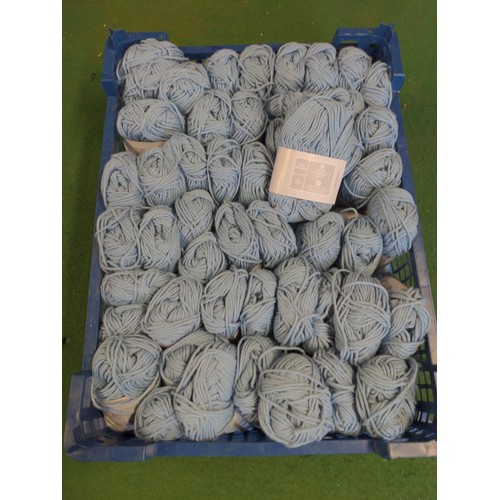 299 - 50x balls of grey/teal coloured yarn