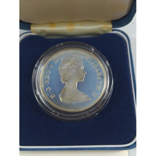 554A - Royal Mint silver proof coin commemorating the marriage of Prince of Wales and Lady Diana Spencer