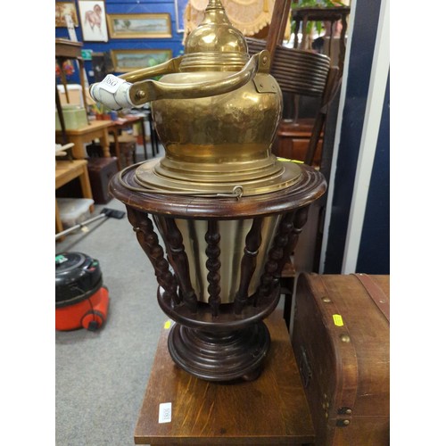 1080 - Ornate Kettle with stand and vessel for keeping water cool/warm in mahogany and brass. Dia 37 H77 Ap... 