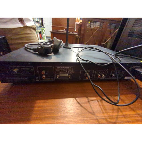 389 - Marantz ST7001 DAB/FM/AM Tuner