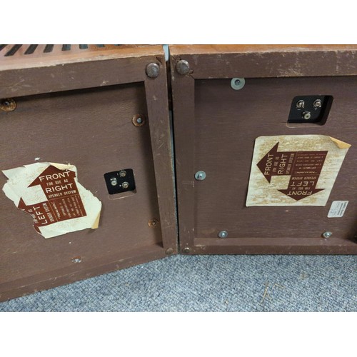 403 - Pair of Radio Shack Tandy Realistic Optimus  4 hardwood cased table speakers, working order