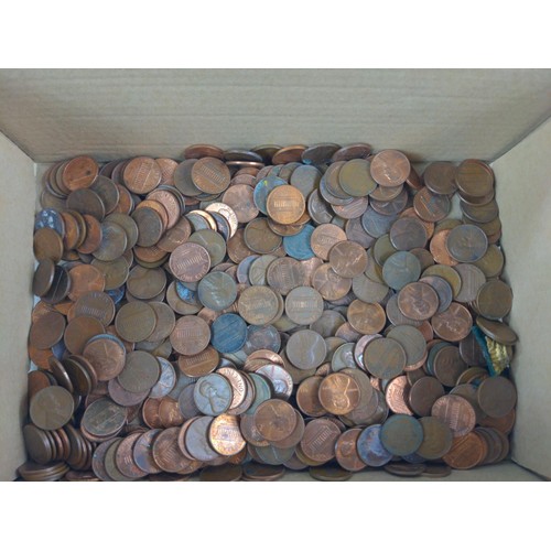 168 - Box of US cents, nickels and dimes, gross weight including box 2.1 grams