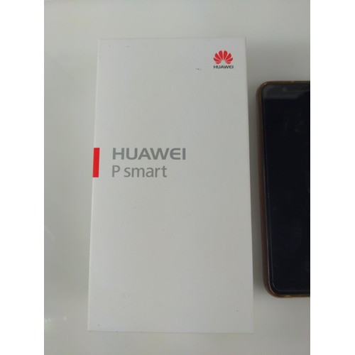 255 - Huawei P smart FIG-LX1 32 GB mobile phone, with instructions, charger, cord, box and sparkly case