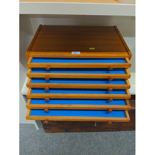 407 - Small hardwood 6 drawer collectors cabinet. Drawer depth 1.8cm each. Overall size 47.5cm width x dep... 