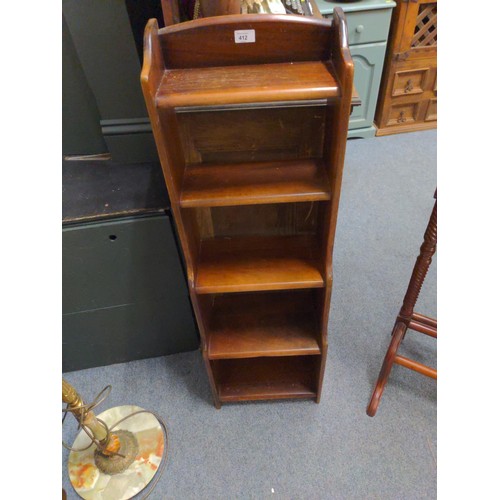 412 - Mahogany 5 shelf unit, depth 24cm x height 155cm 